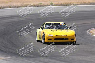 media/Jun-01-2025-CalClub SCCA (Sun) [[eae223c5dd]]/Group 1/Track Event 4/